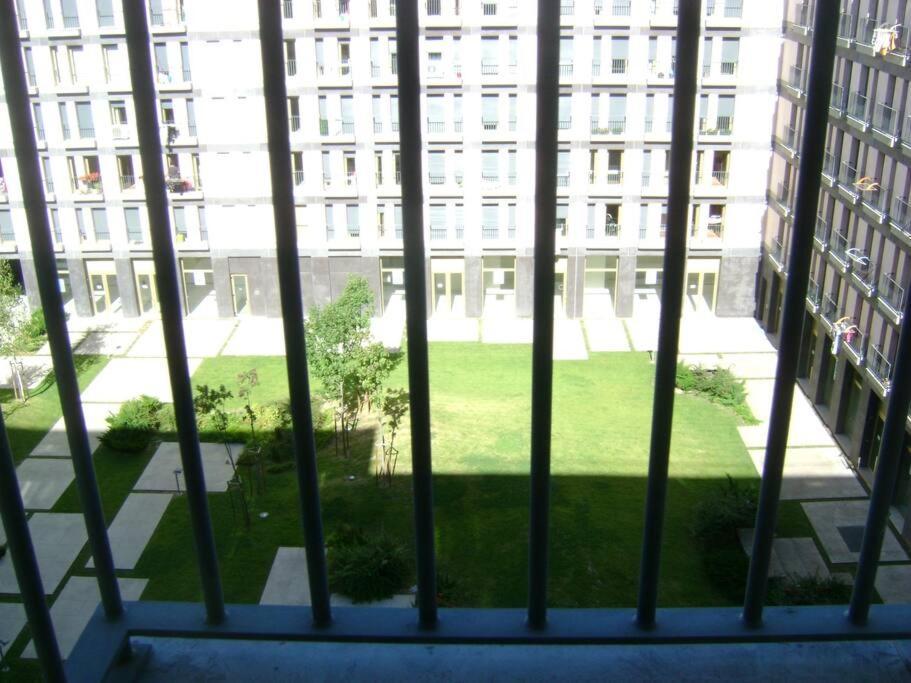Modern And Spacious Apartment In Lisboa Esterno foto
